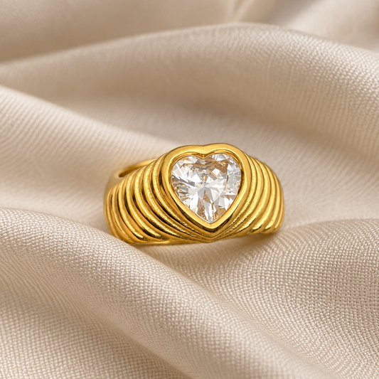 Heart Zircon Ring Mio Queena
