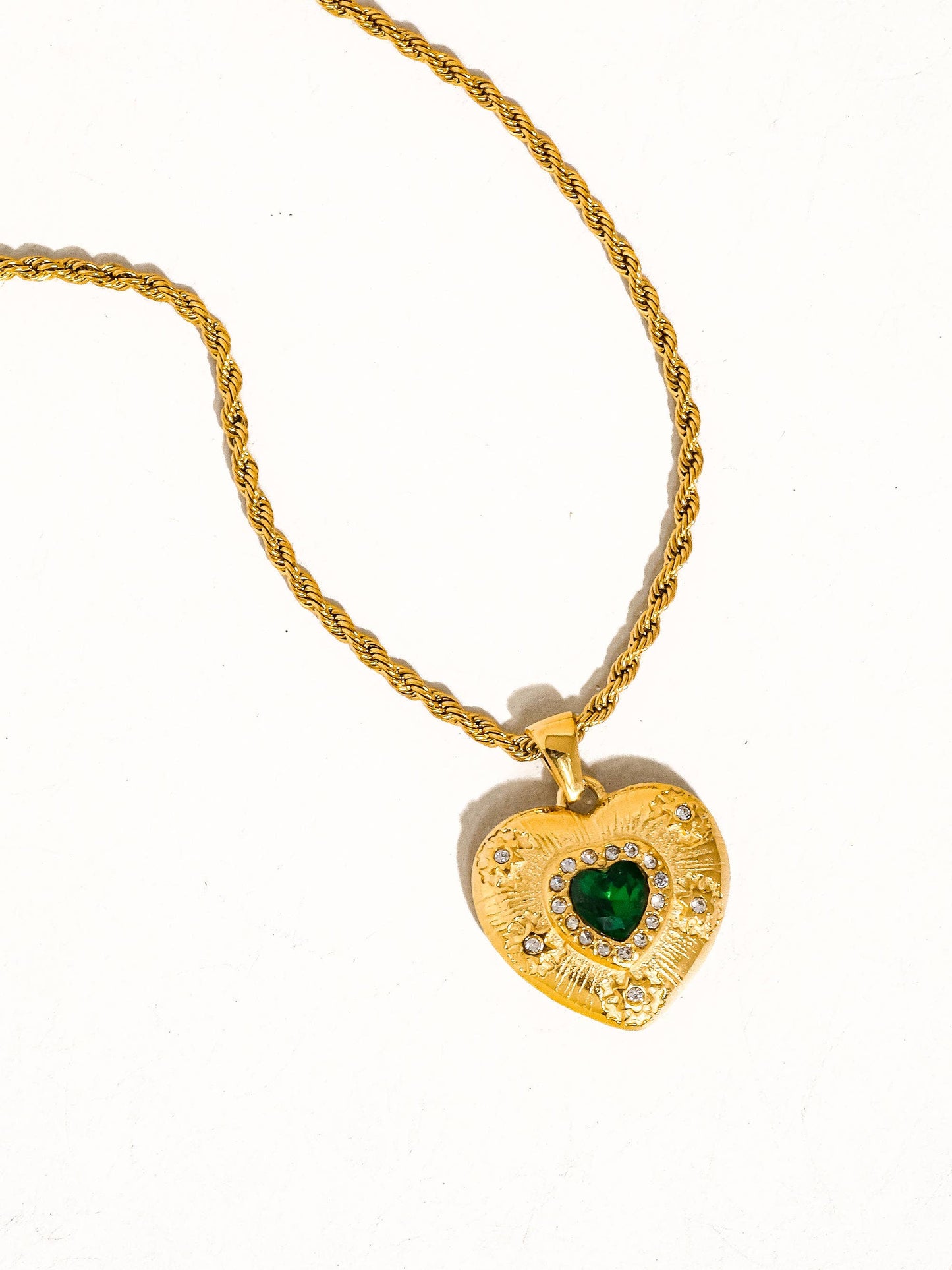 Akira 18K Gold Non-Tarnish Green CZ Heart Necklace Flânerie by MAIQ