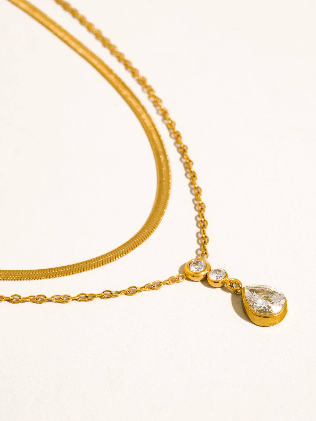 Dorielle 18K Gold Non-Tarnish Layered Teardrop Necklace Flânerie by MAIQ