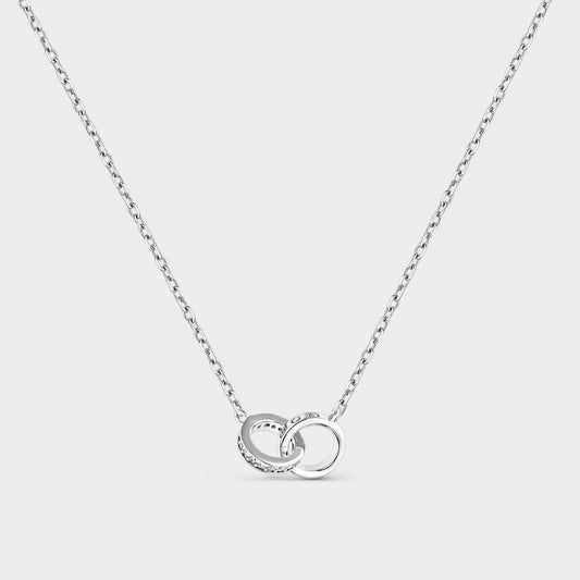 Silver necklace with interlocking rings Itemporality