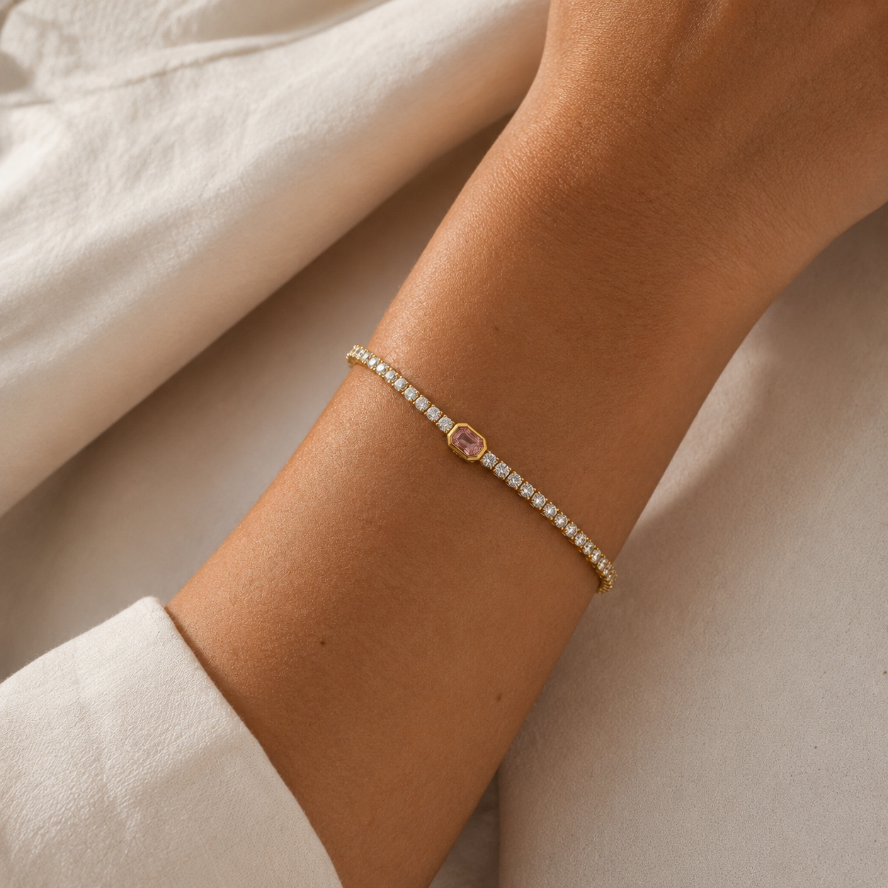 18K Gold Pink Tennis Bracelet Mio Queena