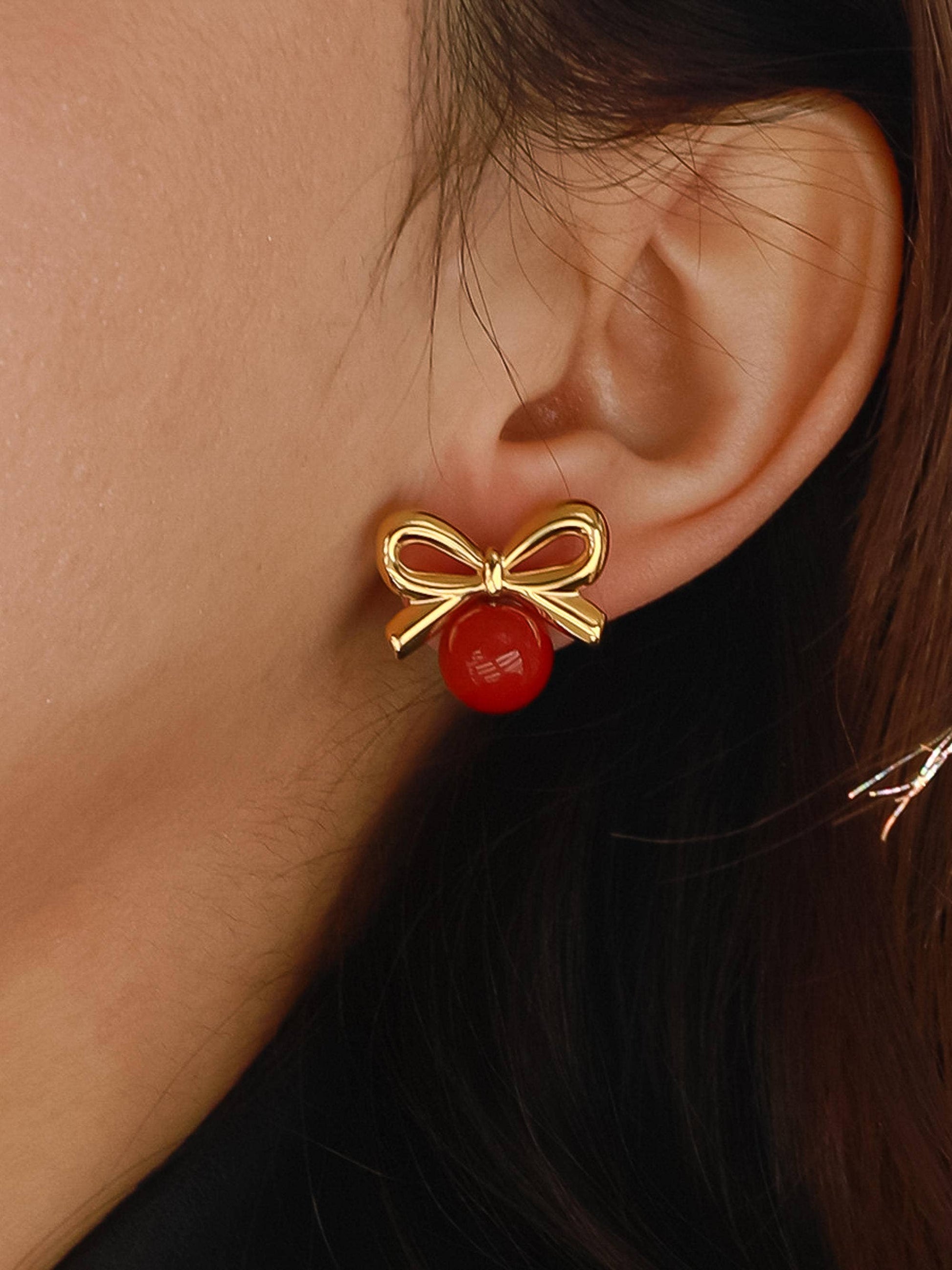 Fleury 18K Non-Tarnish Dainty Bow Earring Flânerie by MAIQ