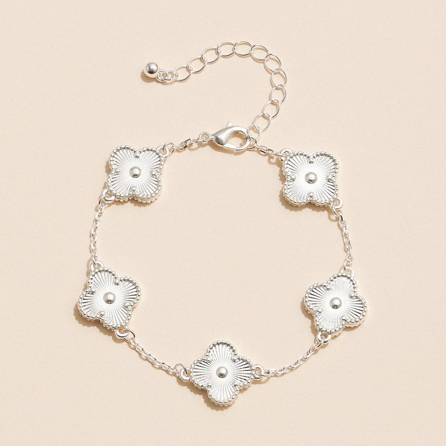 Colorful Shell Charm Bracelet with Gold Detailing Frem