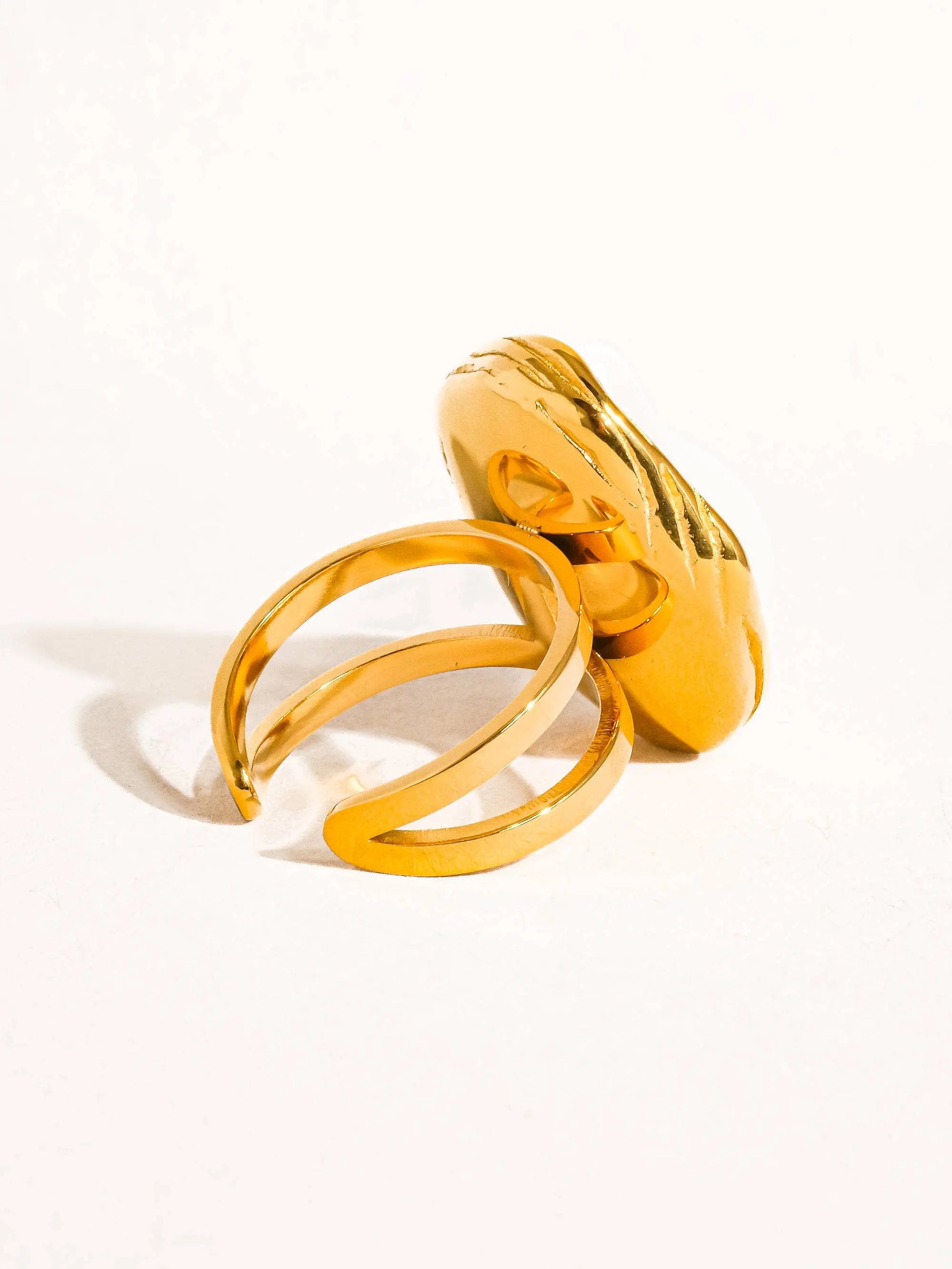18K Adjustable Classic Pearl Round Ring Flânerie by MAIQ