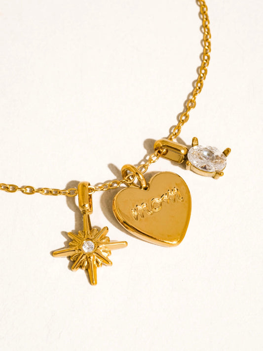 Star & Mom Heart Necklace Mio Queena