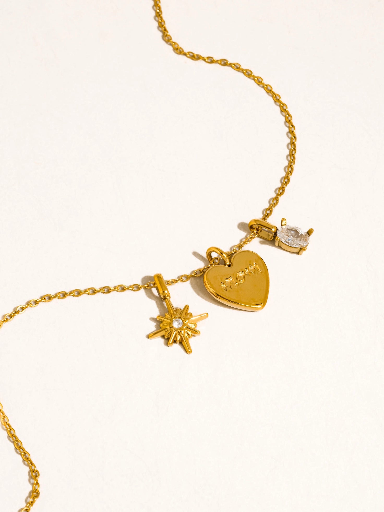 Star & Mom Heart Charm 18K Gold Plated Necklace - FGS Mio Queena