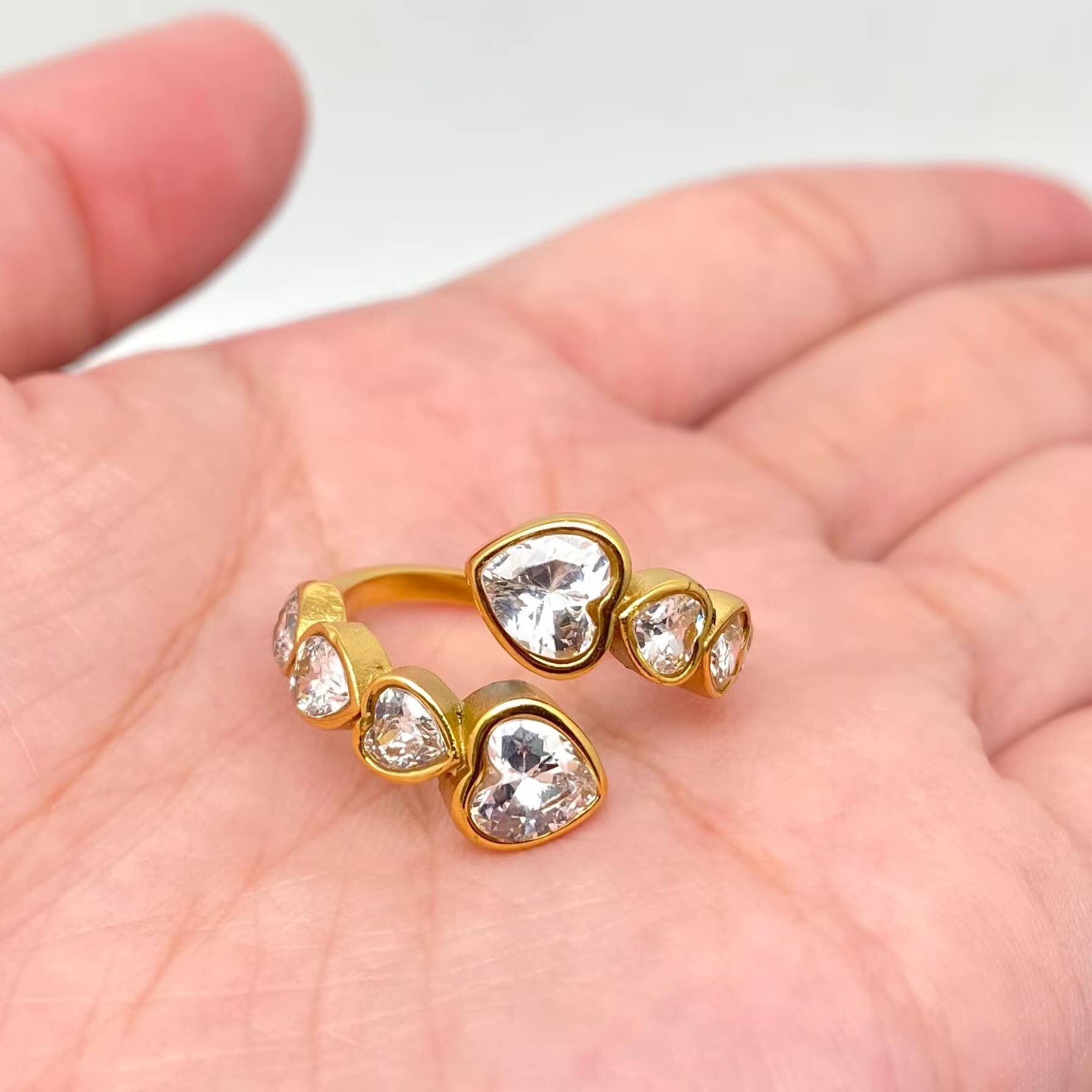 18K Gold plated Adjustable Heart Ring Mio Queena