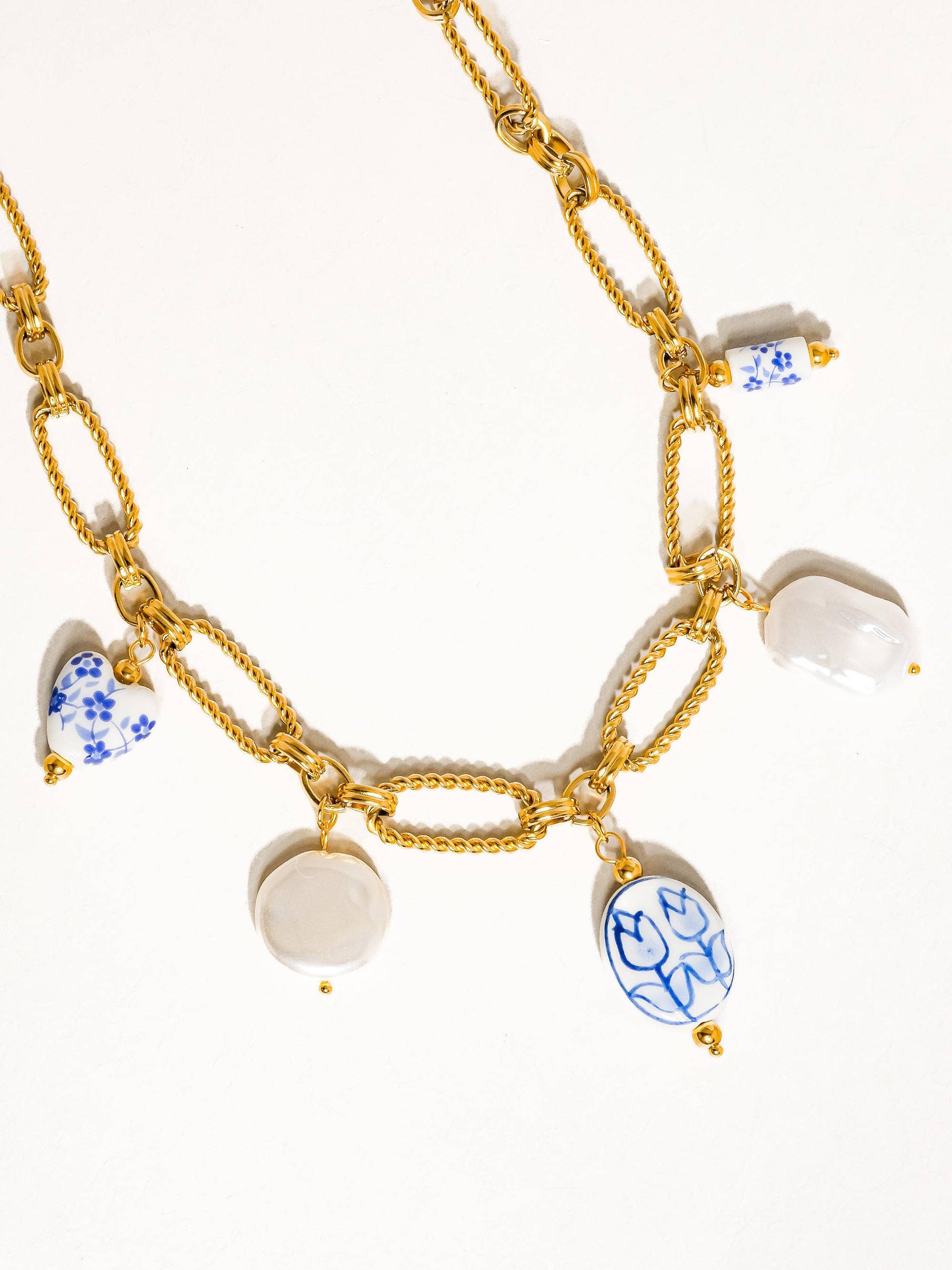 Riela 18K Gold Non-Tarnish Ceramic Floral Chain Necklace Flânerie by MAIQ