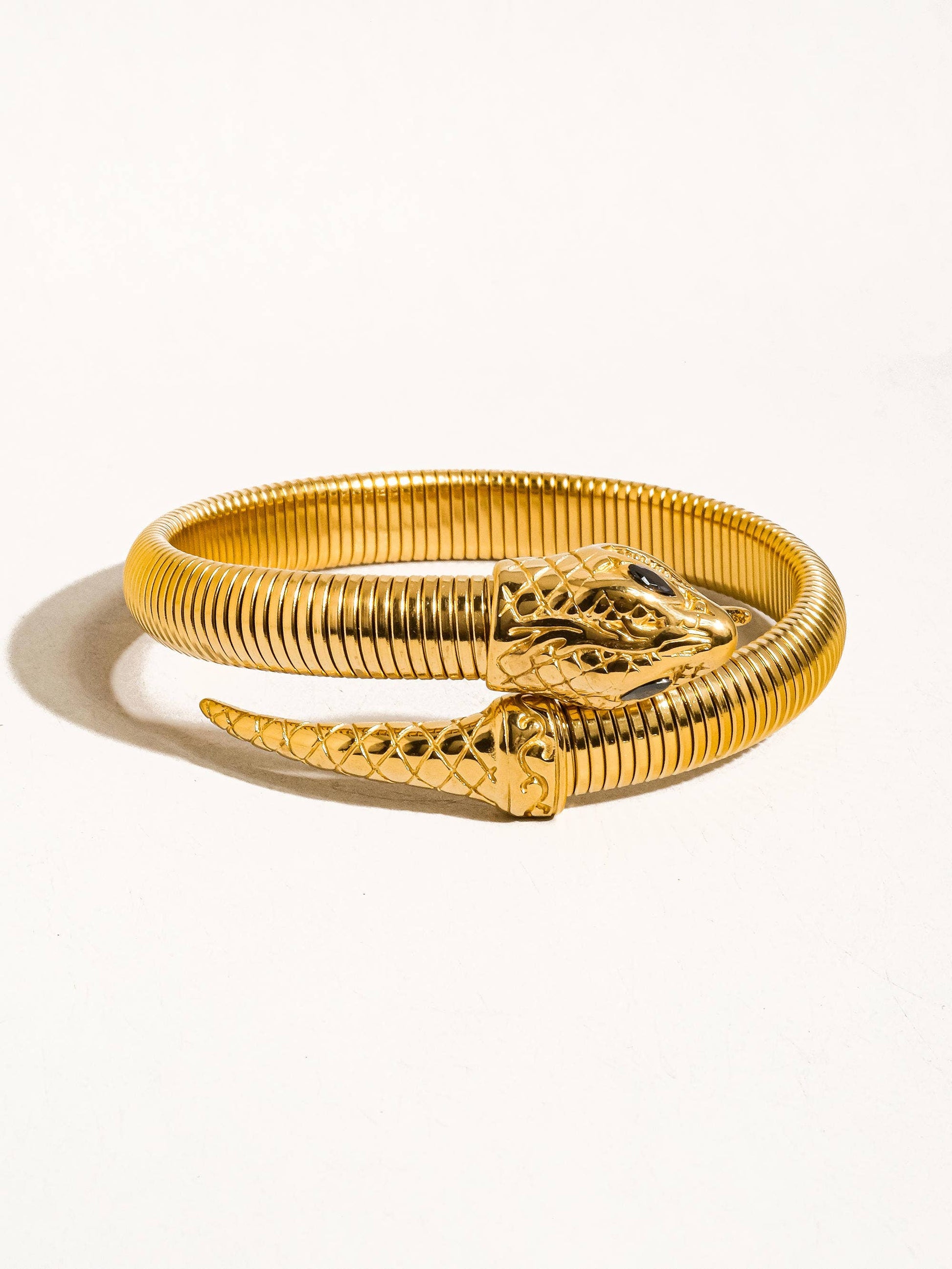 Paix 18K Gold Non-Tarnish Serpent Bangle Flânerie by MAIQ